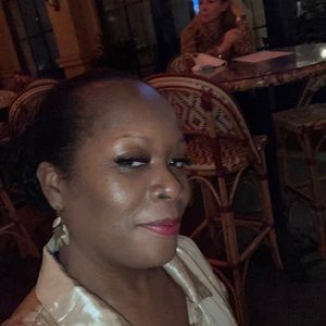 Meet your Posher, Madalyn